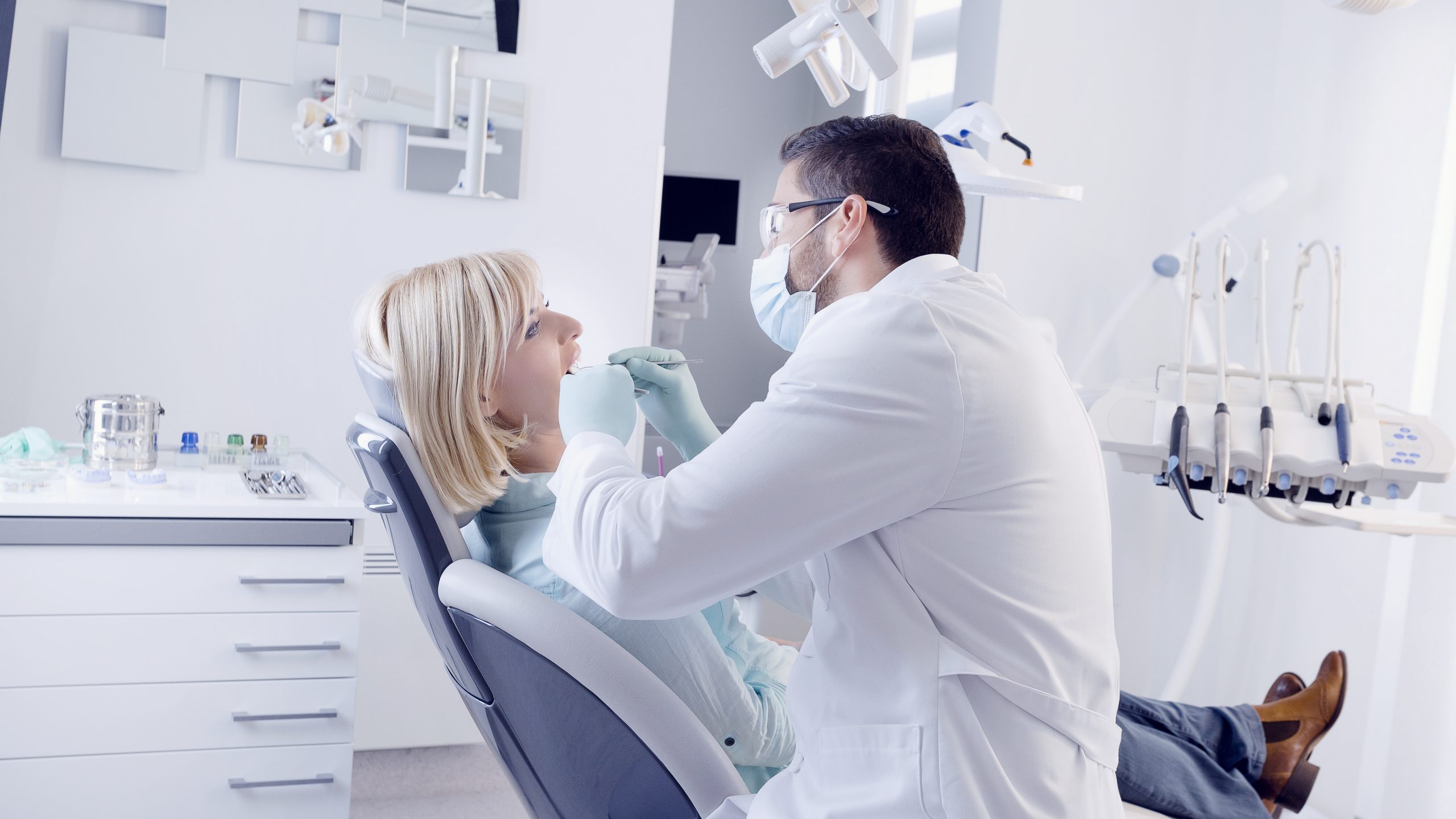 Dentist in Hillsboro, OR