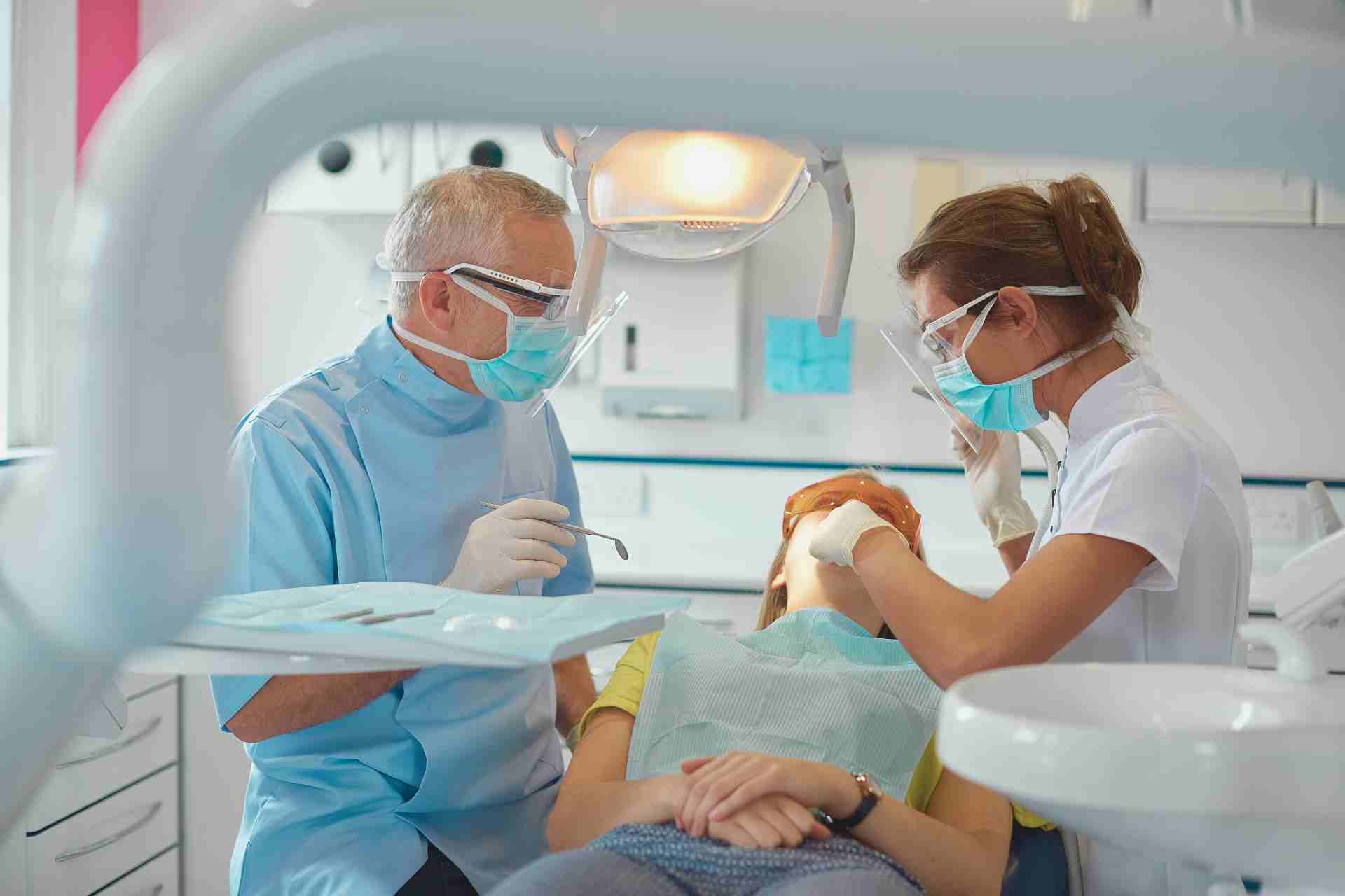 Dentist in Hillsboro, OR